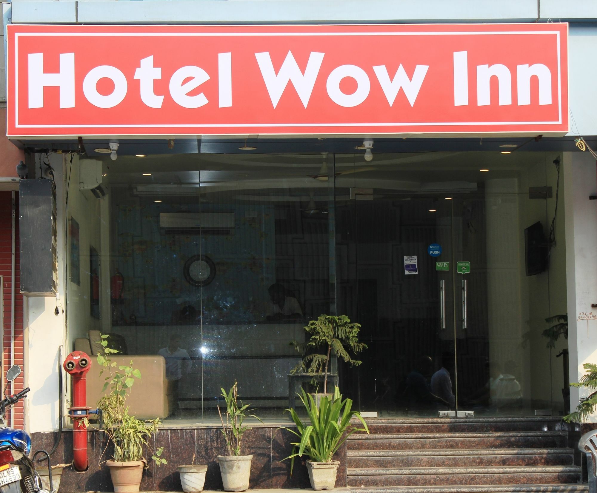 The Alpino Hotel Nueva Delhi Exterior foto