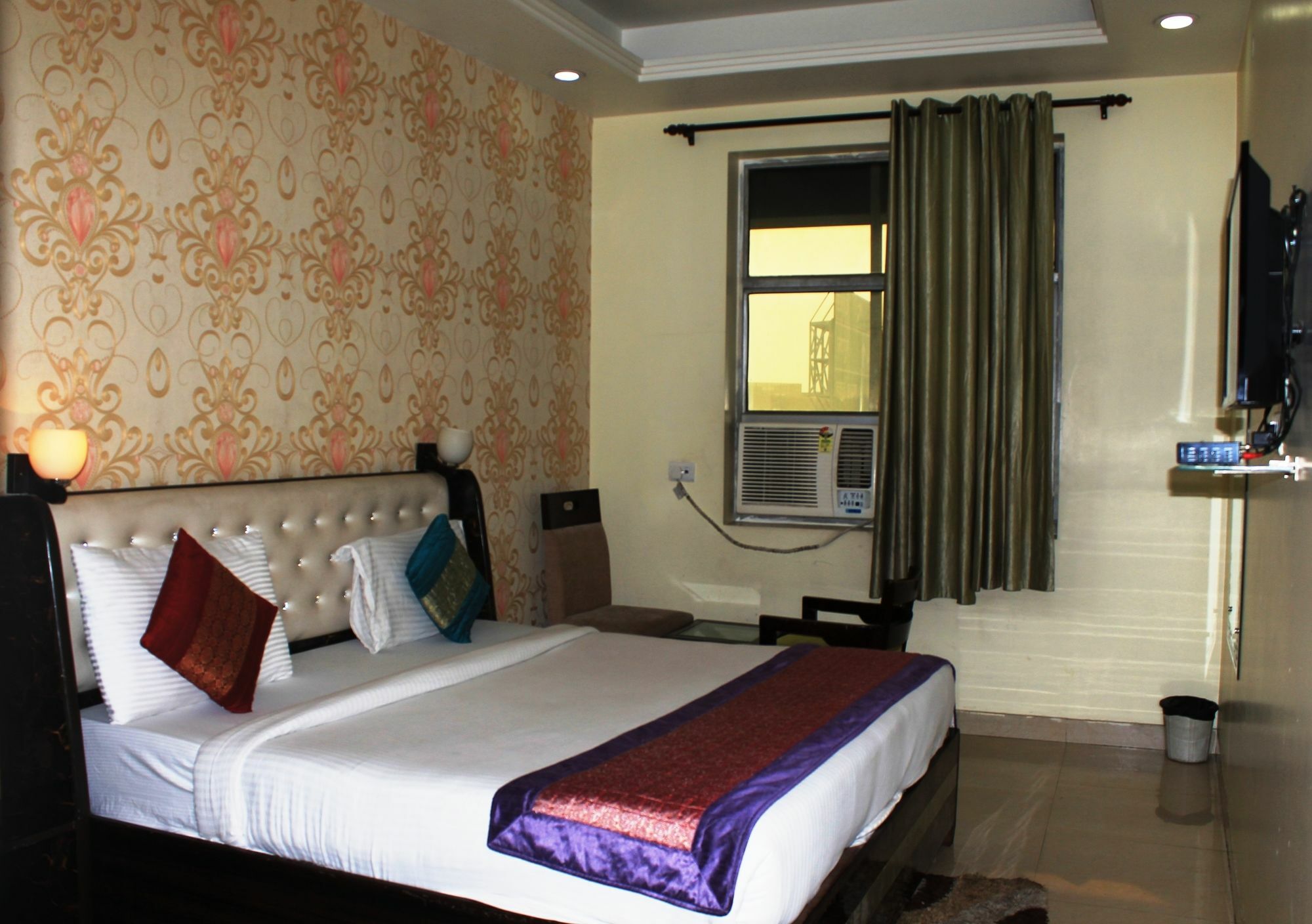 The Alpino Hotel Nueva Delhi Exterior foto